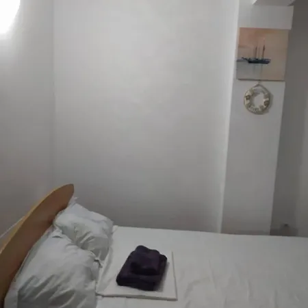 Kos House Appartamento Constanţa