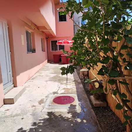Kos House Appartamento Constanţa